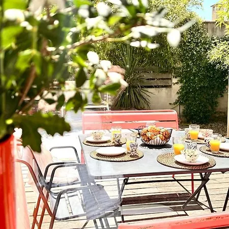 A Villetelle, 20 Mn Des Plages Villa *